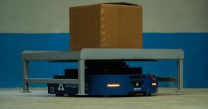 ATR 1000 lifting a trolley with load | ANSCER Robotics