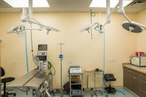 An operating suite at Jefferson Animal Hospital.