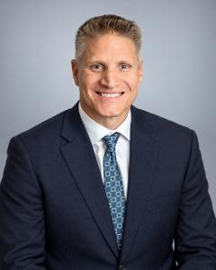 Headshot of Featured Agent, Josh Barker, Redding, CA Broker