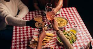 Celebrate the holiday season at Buca di Beppo