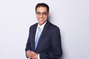 Dr. Farhan Taghizadeh, M.D., owner of Arizona Facial Plastics
