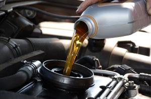 Car Motor Oil