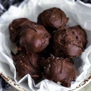 Chef Anthony Talahuron - Chocolate Truffles