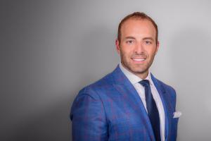 Dr. Bill G Kortesis, an award-winning, board-certified plastic surgeon
