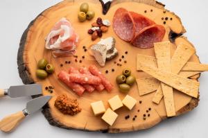 Tucker's Natural Lemon Myrtle Artisan Crackers on Cheeseboard