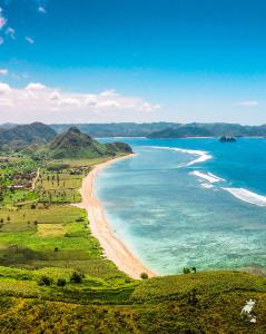 <img src="Lombok.jpeg" alt="Beautiful view of the ocean over Torok Bay in South Lombok">