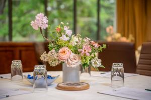 floral centerpiece