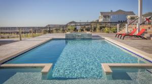 Pool Cleaning in Naples FL