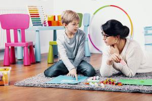 Kizo Kids Occupational Therapist with client