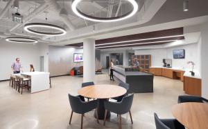 The 2401 Cedar Springs fitness center includes cutting-edge workout equipment and a social lounge with gourmet vending, wine lockers, and collaborative work stations.l
