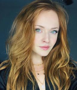 Meghan Rose, owner of a Los Angeles Spiritual Advisor business