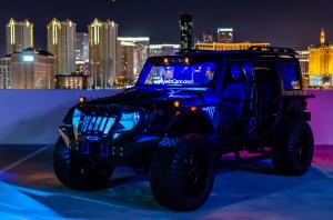 Projekt Cars jeep with battery chargers sponsored by CTEK