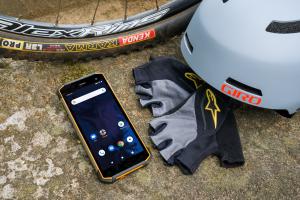 Aspera Mobile R9 ultra-rugged 4G smartphone