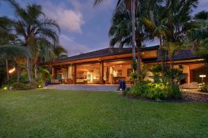Extraordinary Balinese style estate