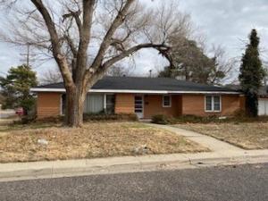 •	2,117± sq. ft. home - 2 bedrooms, 2 baths, 2 car garage on a large corner lot with 2 living areas; potential for 3 bedrooms.  Needs some TLC.  New roof in Dec. 2020