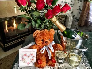 The Holden House Valentine Package includes your own signature teddy bear