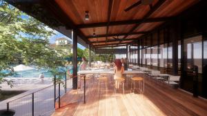 Houstonian Club Exterior with Outdoor Dining