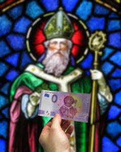 St. Patrick 0 Euro souvenir banknote and the original image used to create the design