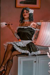 Gloss beauticians will teach you how to pose like a lady.