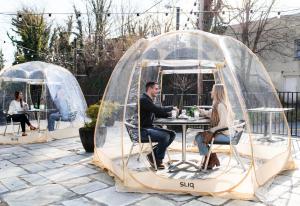 Sliq Bubble Tent Outdoor Dining