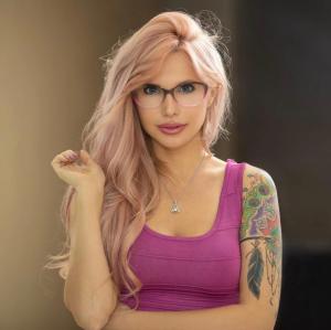 Jacqueline Fae, Founder of I Deserve Love, Author, Celebrity Matchmaker, Dating Coach, and Love Manifestation Expert