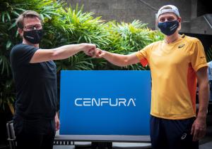 Emil Ruusuvuori with Cenfura Chairman Pasi Nieminen in Dubai