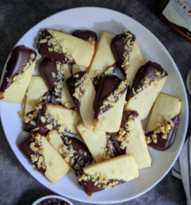 Chia shortbread cookies made with yummy Sherpa Chai