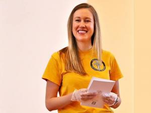 A Volunteer Minister leads a workshop in which she demonstrates a Scientology assist, a technique developed by L. Ron Hubbard that can alleviate pain and speed healing by addressing the spiritual factors in stress and trauma.