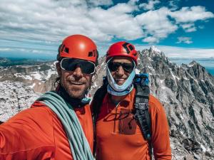 Dr. Marcus Duda, Fellow of the American Academy of Orthopedic Surgery