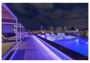 Panoramic views of Dallas can be seen from the beautiful rooftop pool