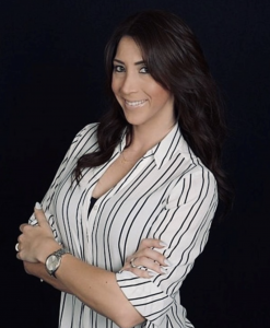 Picture of Dr.Sarah Dewey