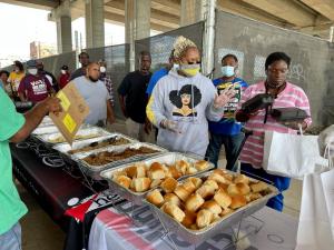 RoseMary Tucker Feeds the Hungry