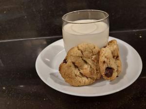 9 Year Old Girl Rainbow Cakes Sweet Review of Amy’s Bake Shop’s Chocolate Chip Sea Salt Cookies #amybakeshop #thesweetestgigs #ireviewmomtreats www.iReviewMomTreats.com