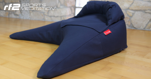 Picture of a SNUG multi-chamber meditation cushion