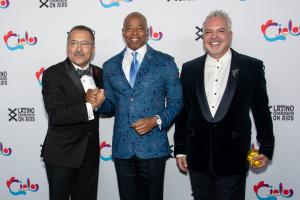 NYC Democratic Mayoral Nominee Eric Adams joined President of the Latino Commission on AIDS Guillermo Chacon (L) and honoree Henry R. Munoz III, co-founder of SOMOS U.S.(R) at annual Cielo Gala benefit.