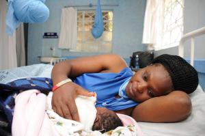 Mother and baby in clinic in Kenya PharmAccess