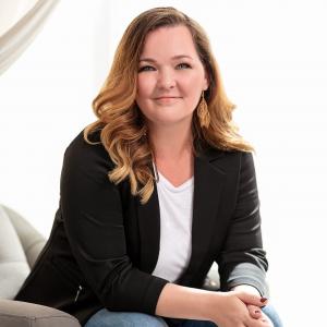 Yvonne Sandomir Author Photo