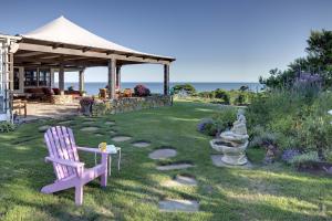 Private beach and outdoor entertaining