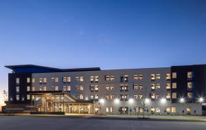 Aloft Oklahoma City Quail Springs  Hotel Exterior