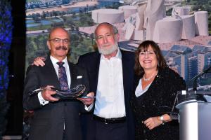 Moe Levy & Gail Asper present Lifetime Achievement Award to Rabbi Joseph Telushkin at World's Jewish Museum-Hamakom3rd Annual Awards Gala