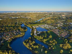 An aerial view of an artist impression of Riverina Gold Coast Estate on the Nerang River