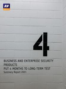 Das Foto zeigt eine weiße Steinmauer mit der aufgedruckten Zahl 4 in schwarzer Schrift und dem Zusatz "Business and enterprise security products put 4 months to long-term test, summary report 2021".