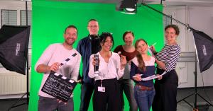 Das Evonik-Team im Produktionsstudio von Lecturio
