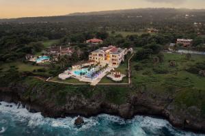 Ultra-luxury 16,500sf Spanish Colonial villa on the Atlantic