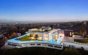 Largest house ever built in the urban world at 105,000sf