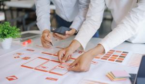 Prototyping and designing to develop mobile app