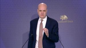 In his remarks, Mr. Reinfeldt said, “Raisi is not in support of the Iranian people. He was chosen among a few men to keep control. The situation in Iran is especially worrying. It brings together authoritarianism and religious dictatorship."