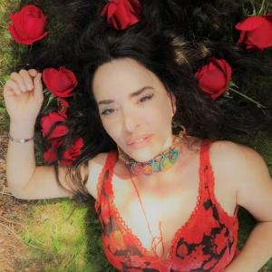 Rosita Stone - Love to the World- Amor al Mundo