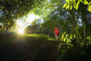 Costa Rica 200 runner