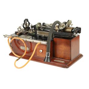 Rare, circa 1890 battery-driven Edison Class M cylinder phonograph sold by Holland Bros., Ottawa, Canada (est. CA$10,000-$15,000).